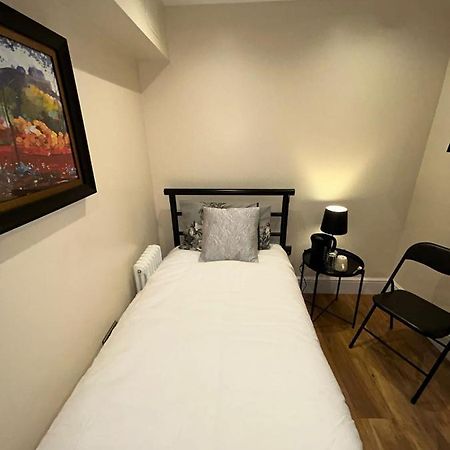 Cosy Single Room เอดินบะระ ภายนอก รูปภาพ