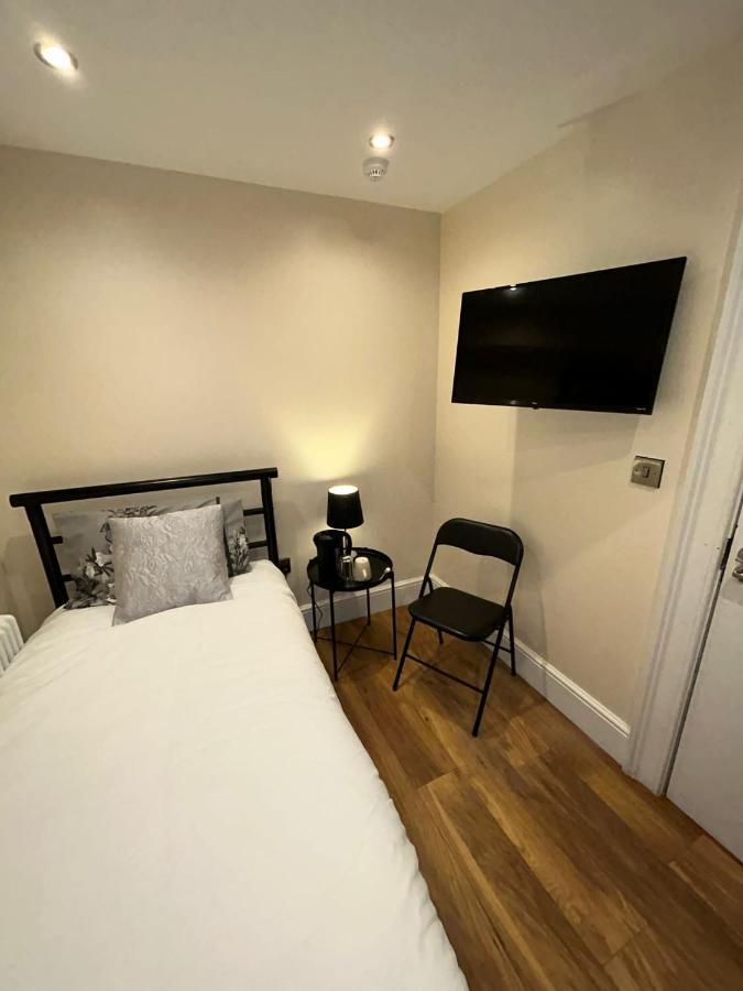Cosy Single Room เอดินบะระ ภายนอก รูปภาพ
